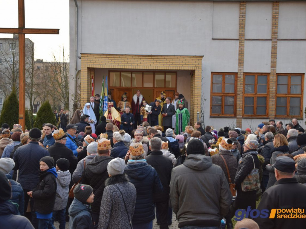 Tłumy na orszaku