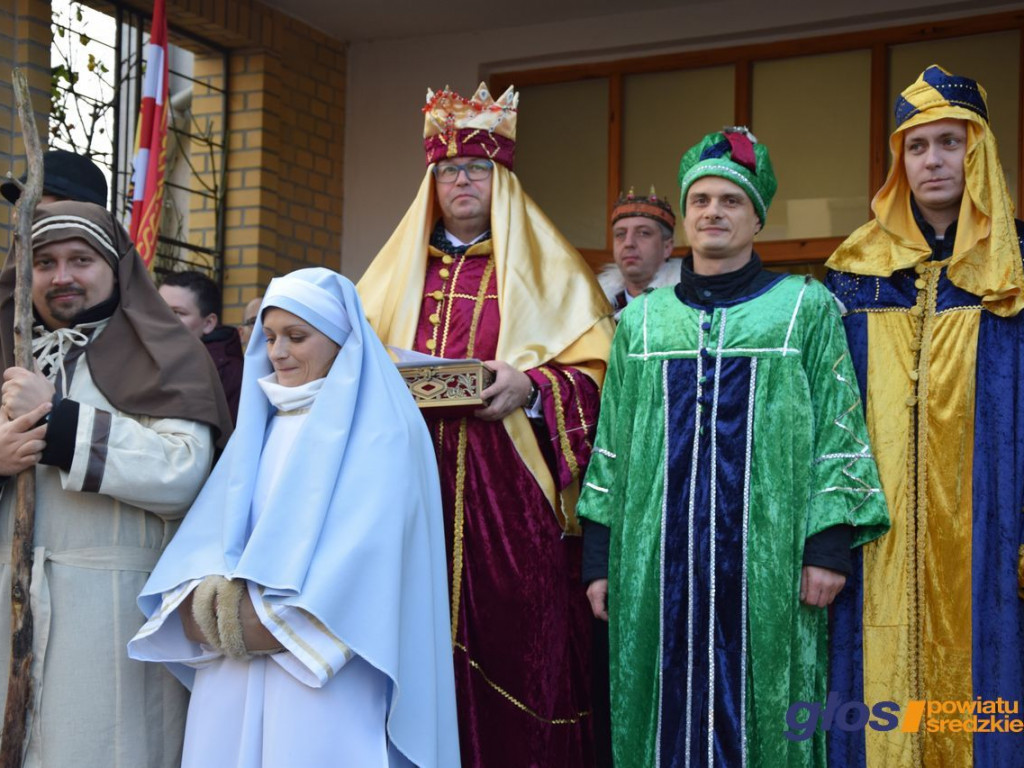 Tłumy na orszaku