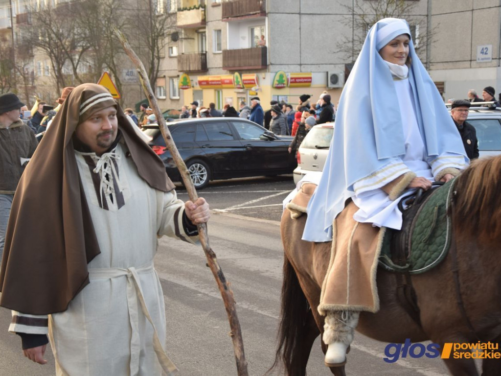 Tłumy na orszaku