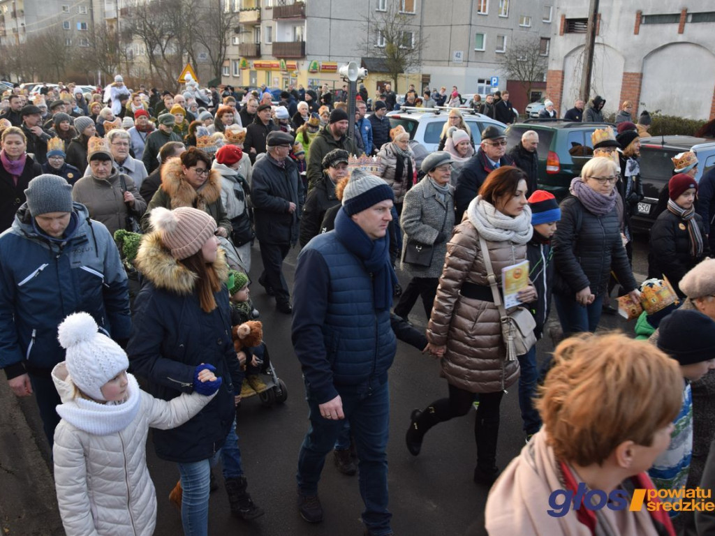 Tłumy na orszaku