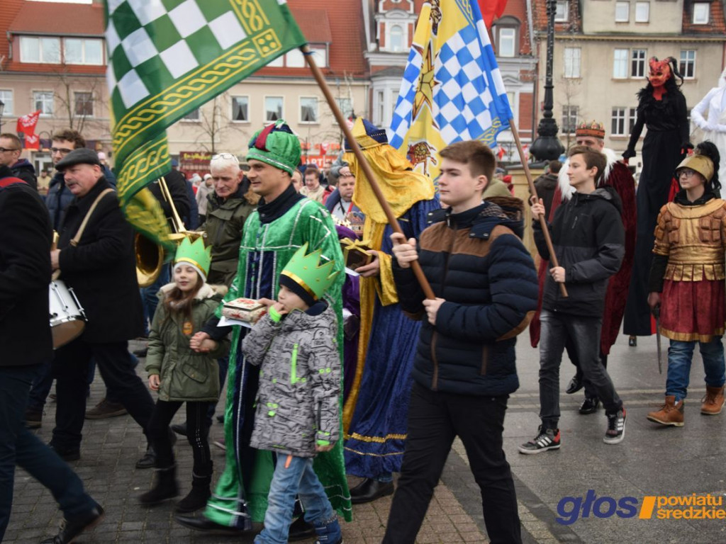Tłumy na orszaku