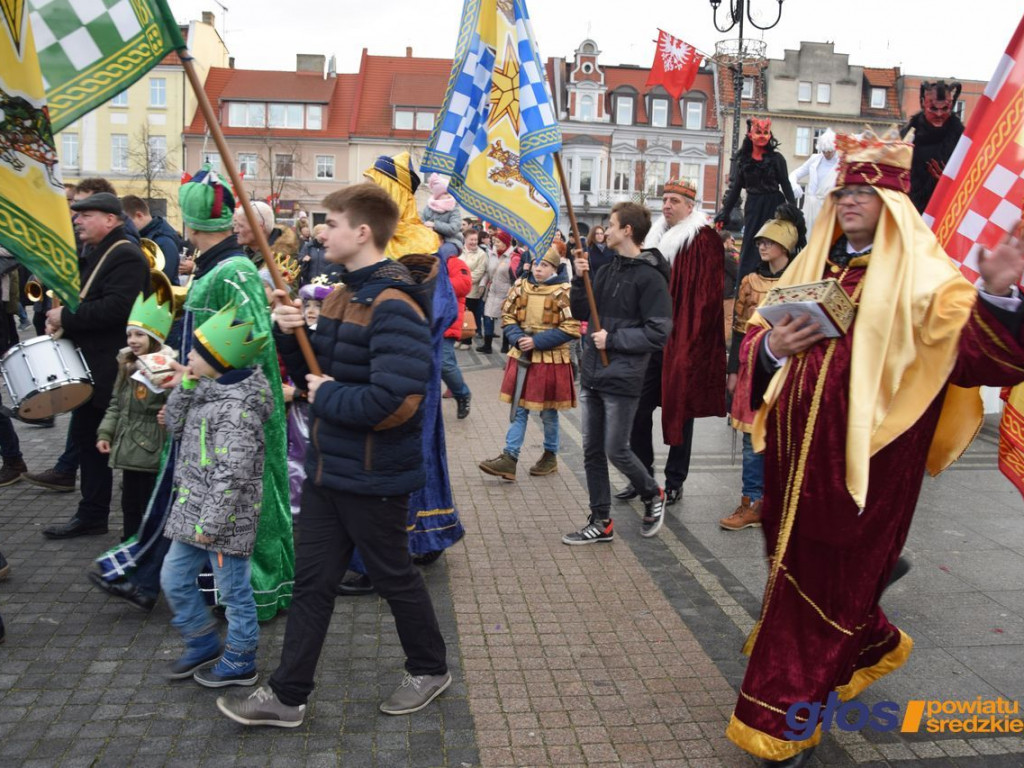 Tłumy na orszaku