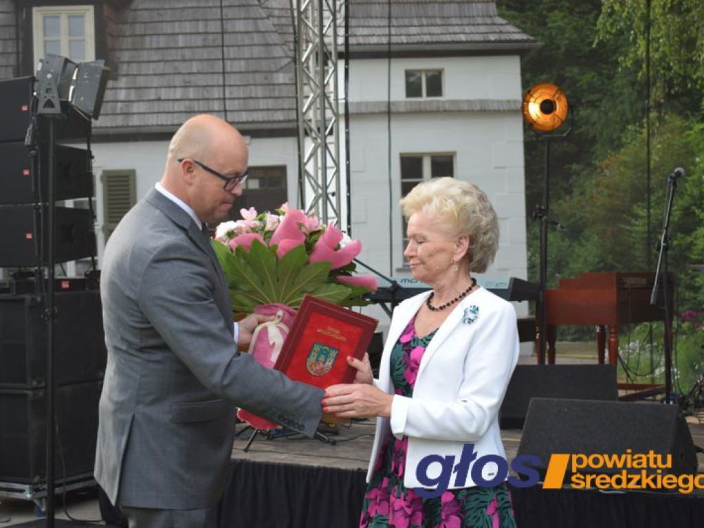 Ad Valorem dla sekretarz Marii Mieszczak - 