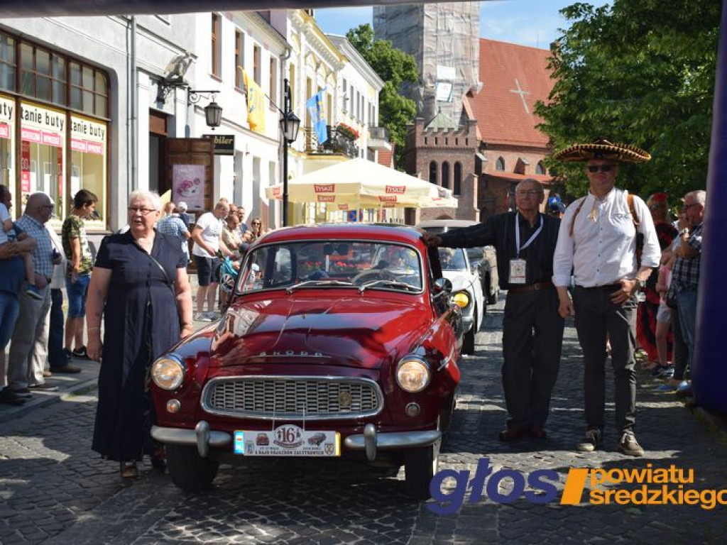 Ach, co to był za VI Międzynarodowy Rajd Pojazdów Zabytkowych  [ZDJĘCIA]