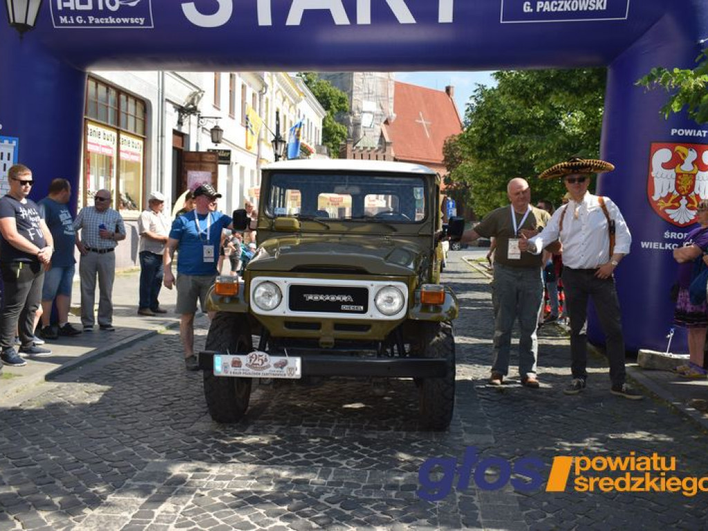 Ach, co to był za VI Międzynarodowy Rajd Pojazdów Zabytkowych  [ZDJĘCIA]