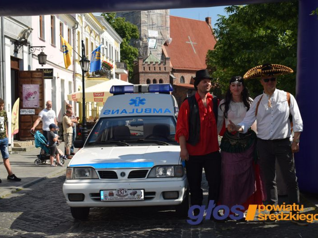 Ach, co to był za VI Międzynarodowy Rajd Pojazdów Zabytkowych  [ZDJĘCIA]