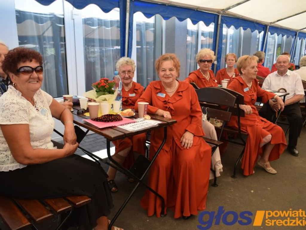 Seniorzy też śpiewają  [ZDJĘCIA]