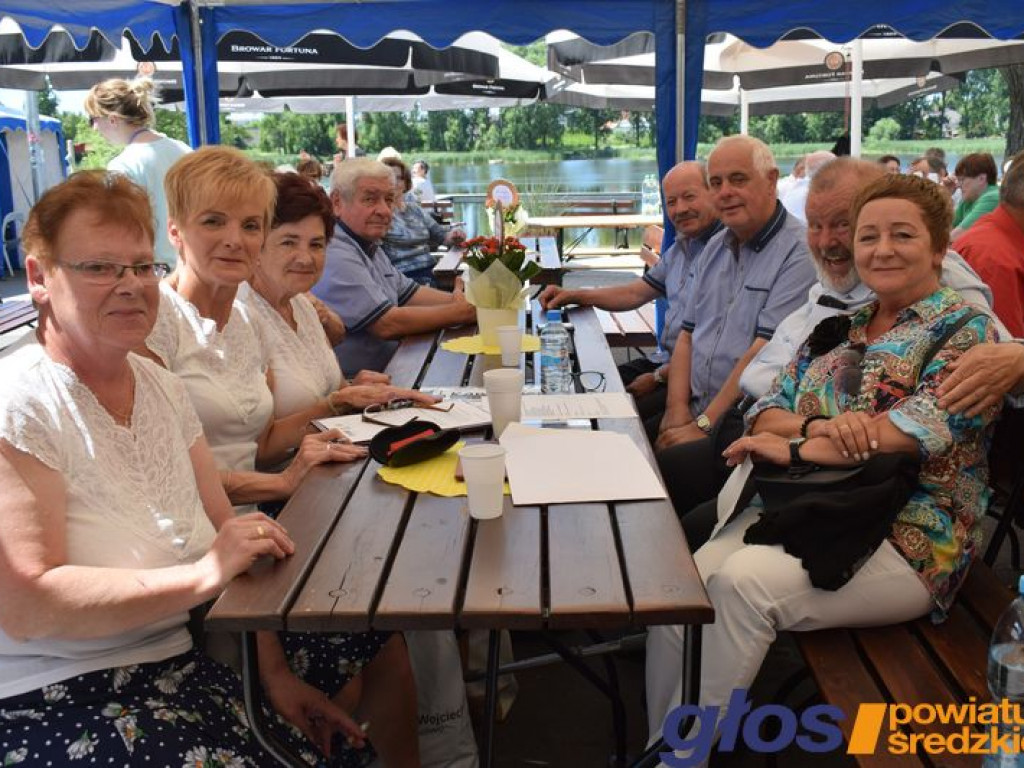 Seniorzy też śpiewają  [ZDJĘCIA]