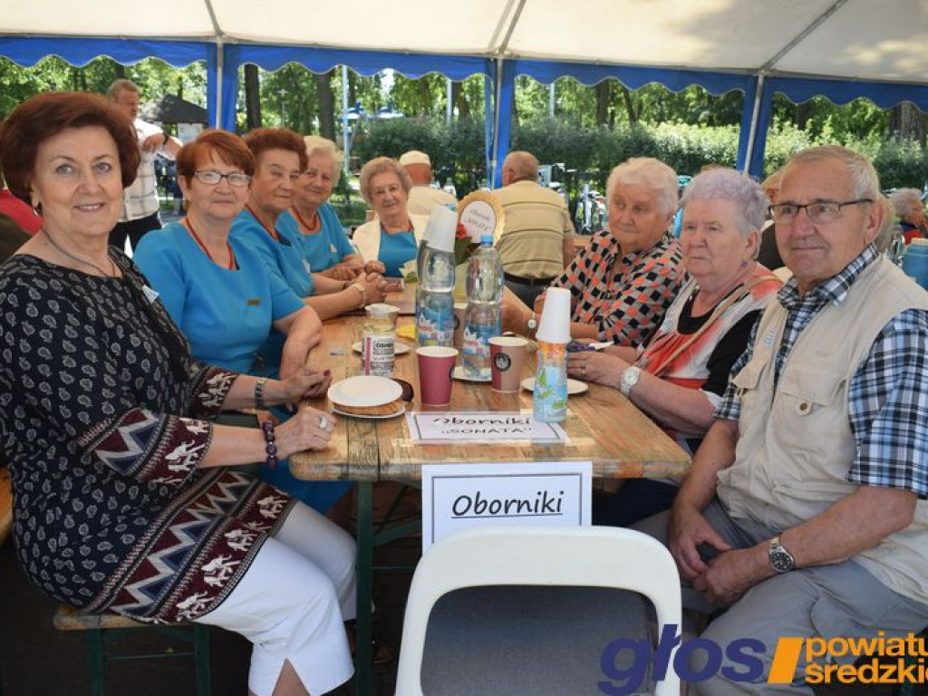 Seniorzy też śpiewają  [ZDJĘCIA]