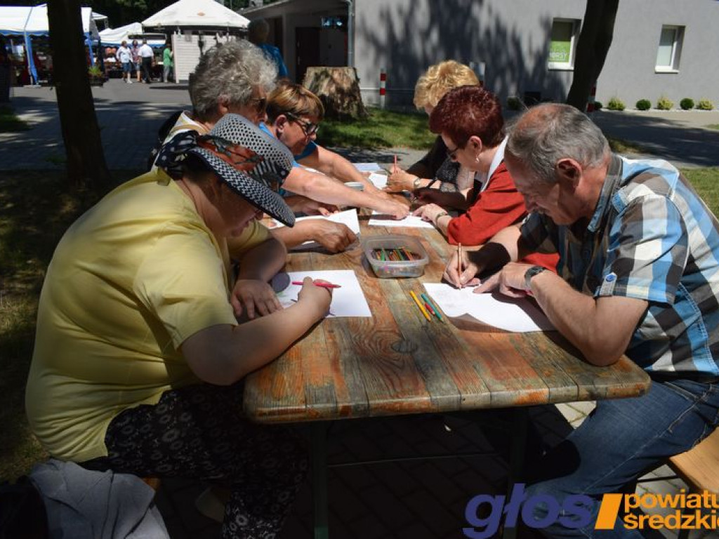 Seniorzy też śpiewają  [ZDJĘCIA]