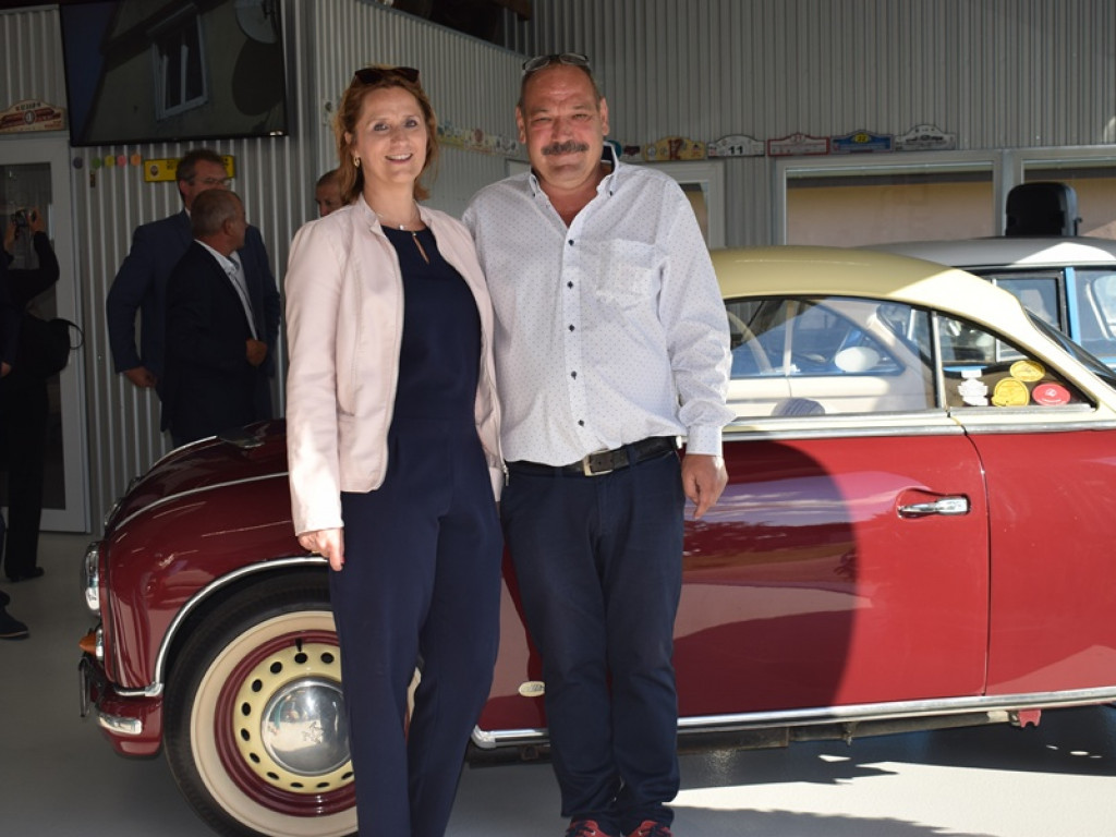 Zabytkowe auta w Romanowie