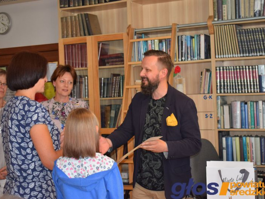 Poeci z piórem i kałamarzem  [ZDJĘCIA]