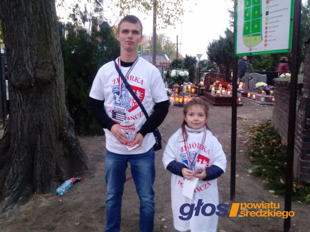 Wszystkich Świętych a Dzień Zaduszny - ?Życie zmienia się, ale nie kończy?  [ZDJĘCIA]