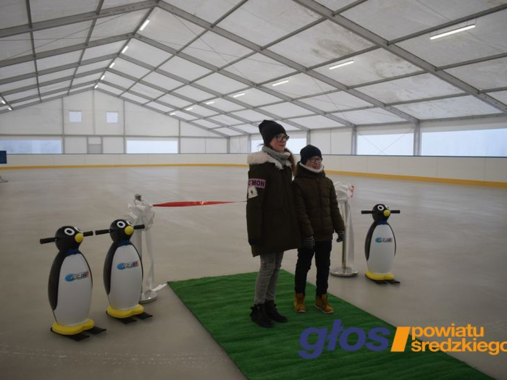 Lodowisko już otwarte [ZDJĘCIA]