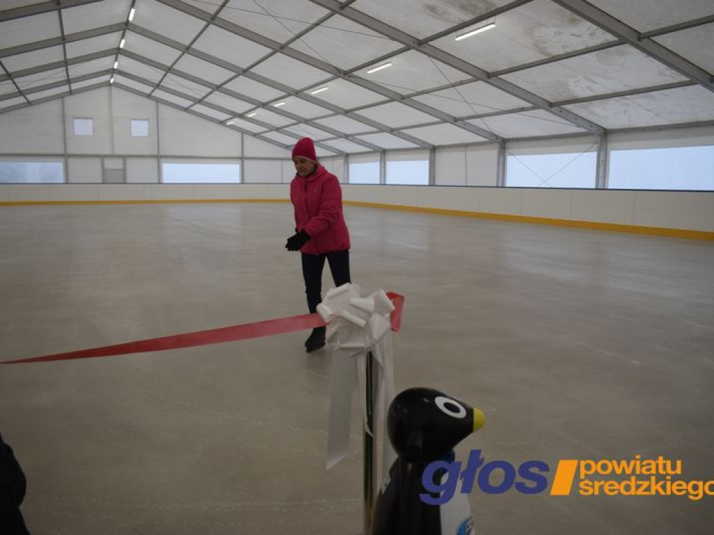 Lodowisko już otwarte [ZDJĘCIA]