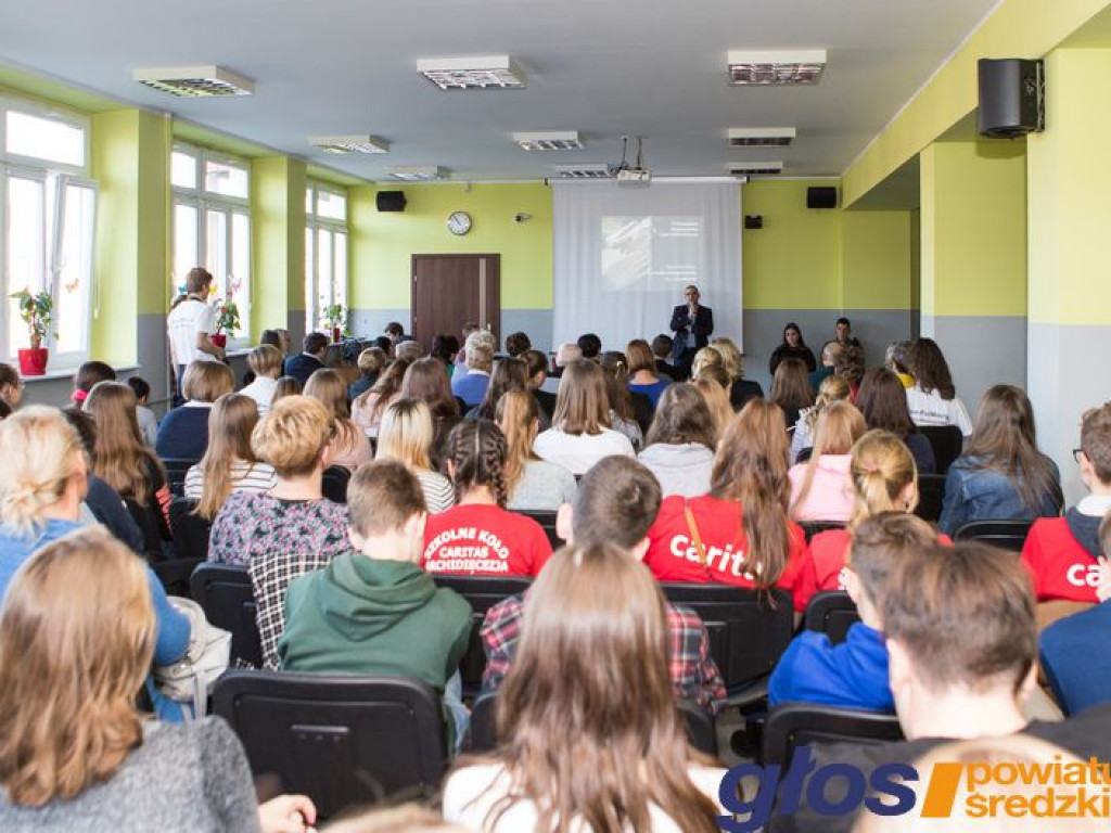 Międzyszkolny Dzień Wolontariusza [ZDJĘCIA]