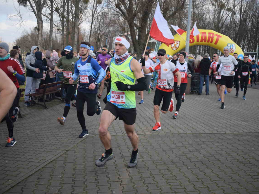 Biegi: Upamiętnili Żołnierzy Niezłomnych [zdjęcia]