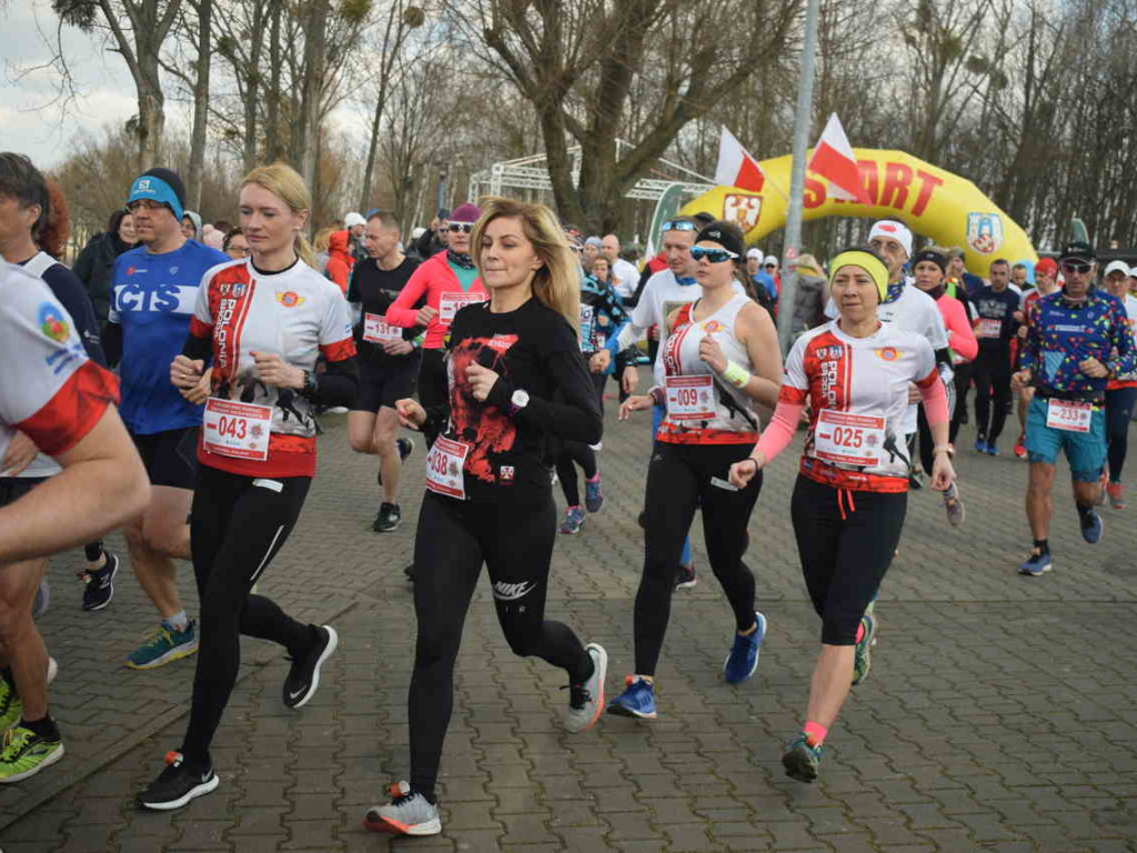 Biegi: Upamiętnili Żołnierzy Niezłomnych [zdjęcia]