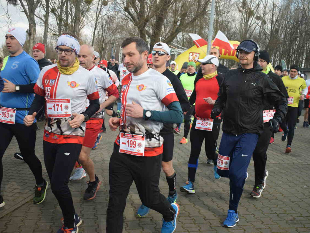 Biegi: Upamiętnili Żołnierzy Niezłomnych [zdjęcia]