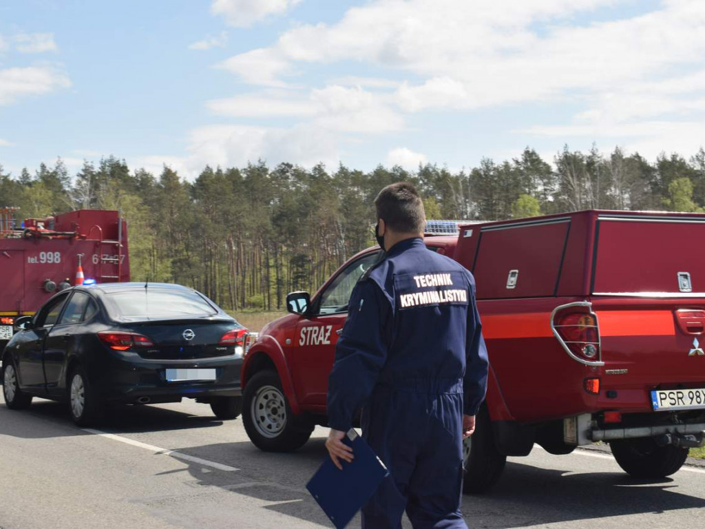 Czarne Piątkowo: Śmiertelny wypadek na krajowej piętnastce (zdjęcia)
