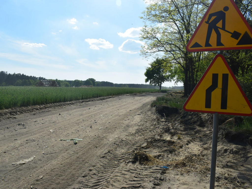 Młodzikowo-Potachy: To jest droga po remoncie?