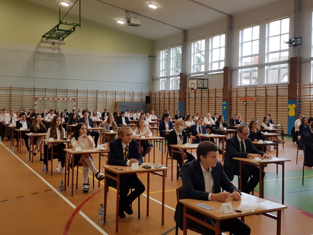Powiat: Maturzyści przystąpili do egzaminów