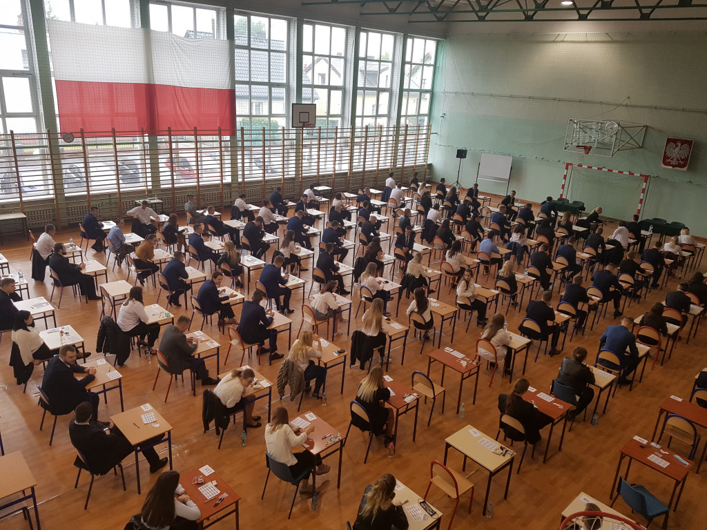 Powiat: Maturzyści przystąpili do egzaminów