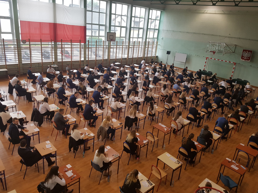 Powiat: Maturzyści przystąpili do egzaminów