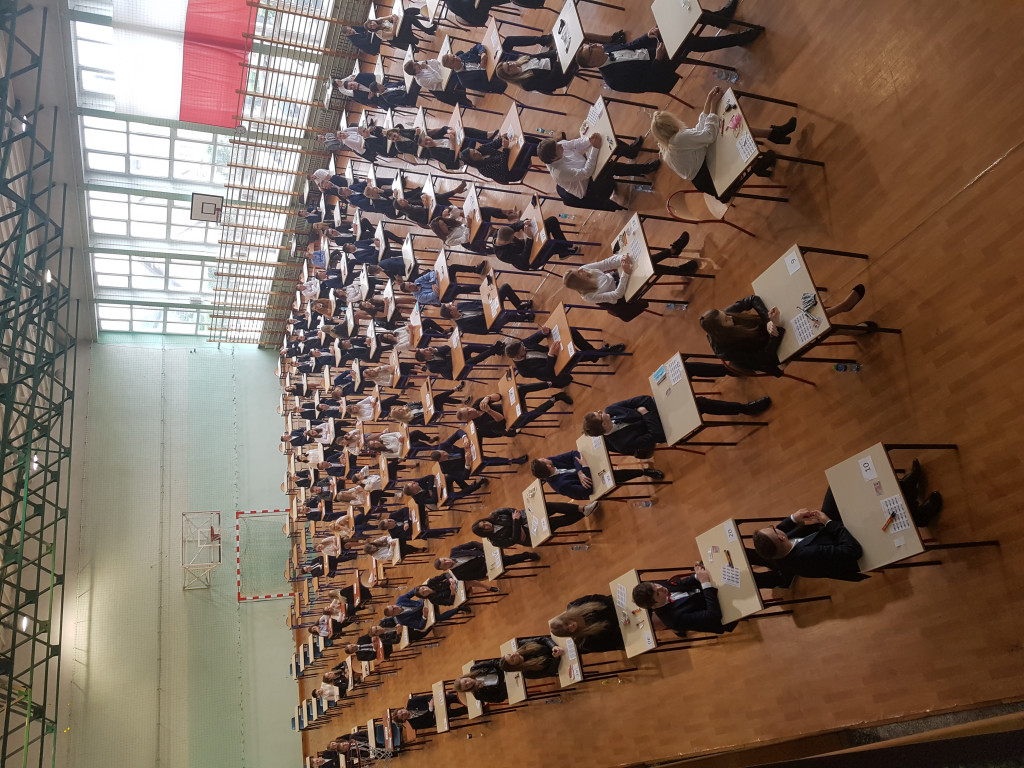 Powiat: Maturzyści przystąpili do egzaminów