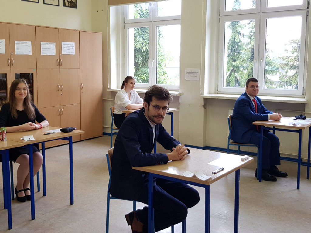 Powiat: Maturzyści przystąpili do egzaminów