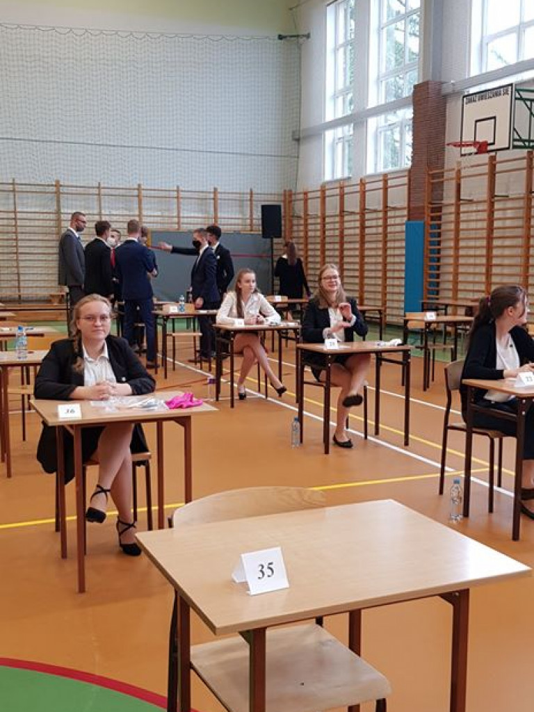 Powiat: Maturzyści przystąpili do egzaminów