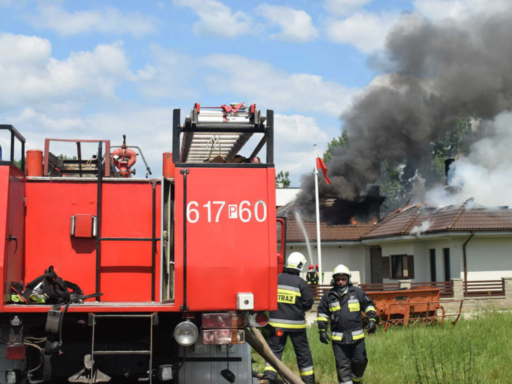 Środa: Spalił się dom jednorodzinny na Lazurowej (galeria)
