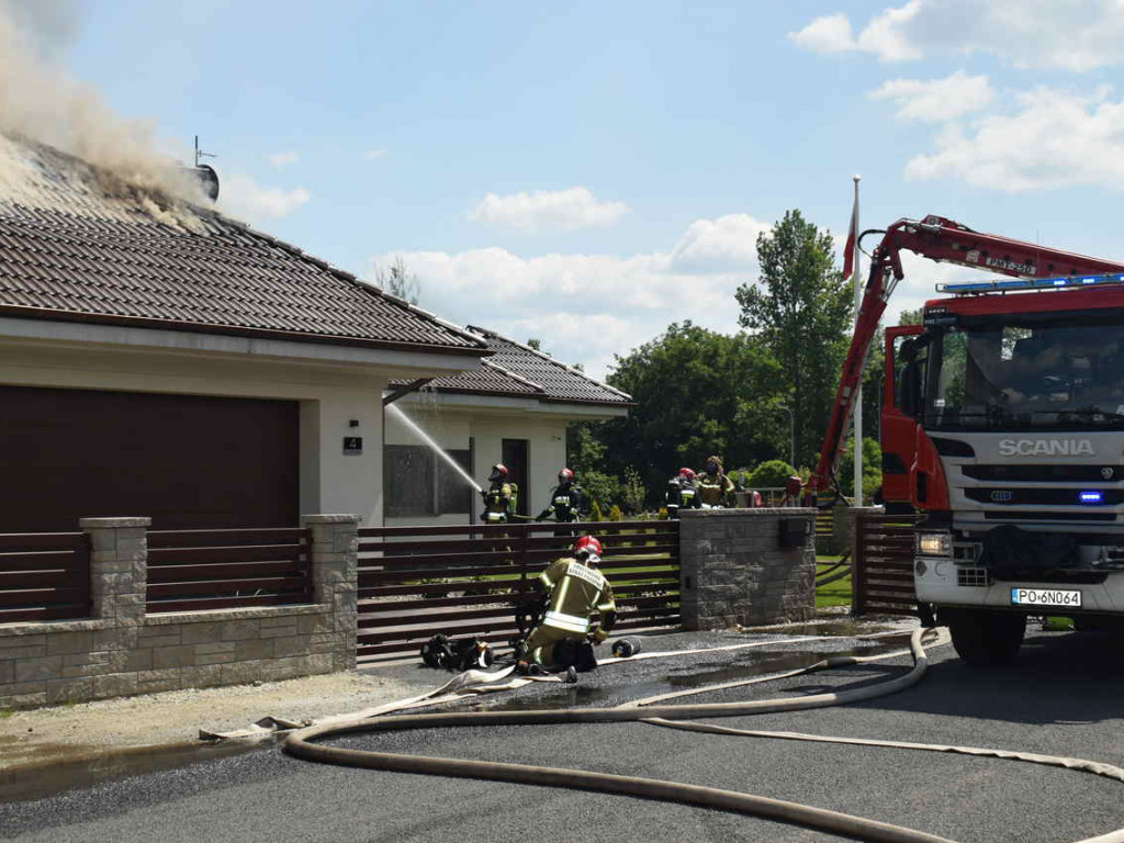 Środa: Spalił się dom jednorodzinny na Lazurowej (galeria)