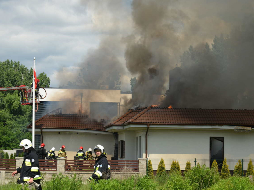 Środa: Spalił się dom jednorodzinny na Lazurowej (galeria)