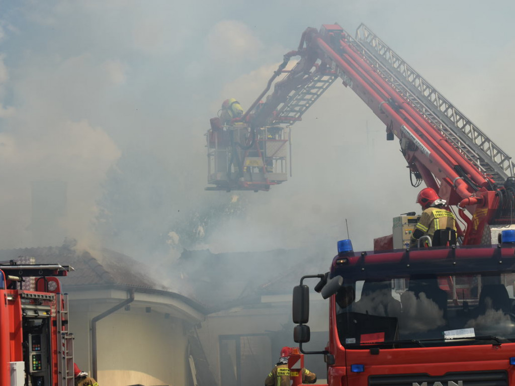 Środa: Spalił się dom jednorodzinny na Lazurowej (galeria)