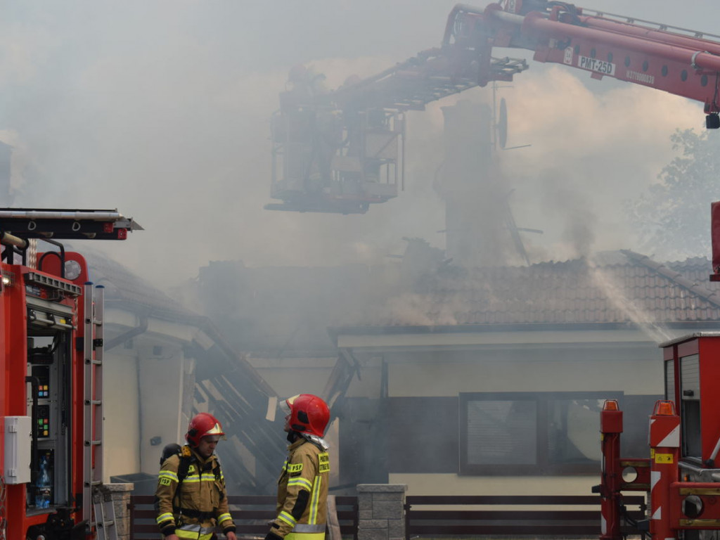Środa: Spalił się dom jednorodzinny na Lazurowej (galeria)