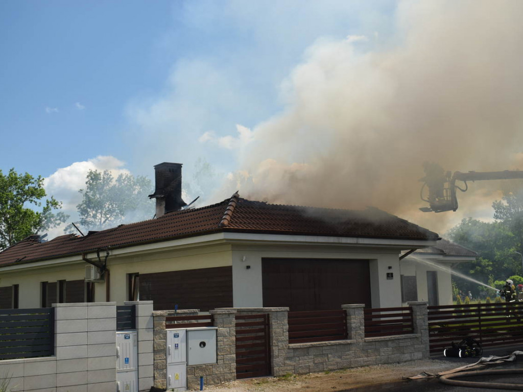 Środa: Spalił się dom jednorodzinny na Lazurowej (galeria)