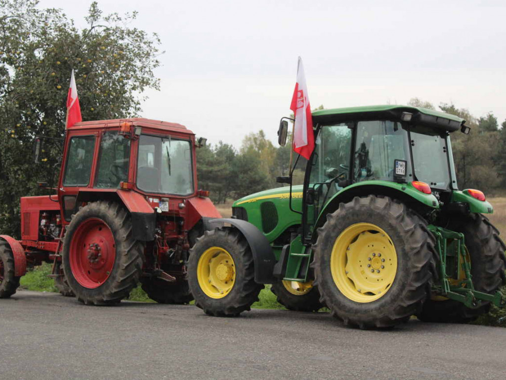 Koszuty: Zablokowana jedenastka! Rolnicy nie ustępują