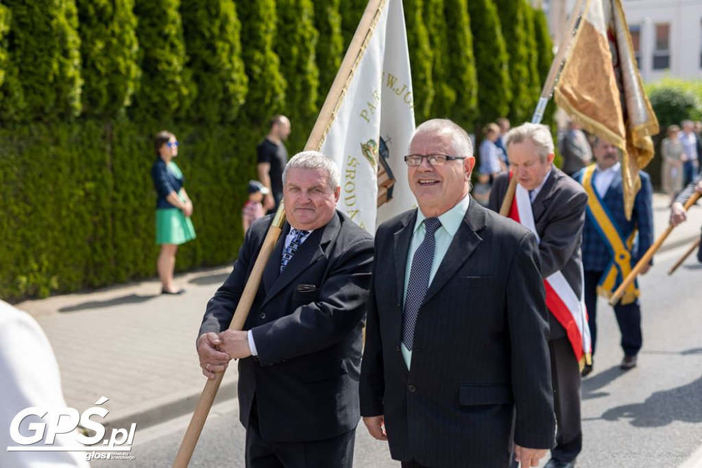 Procesja Bożego Ciała ulicami Środy