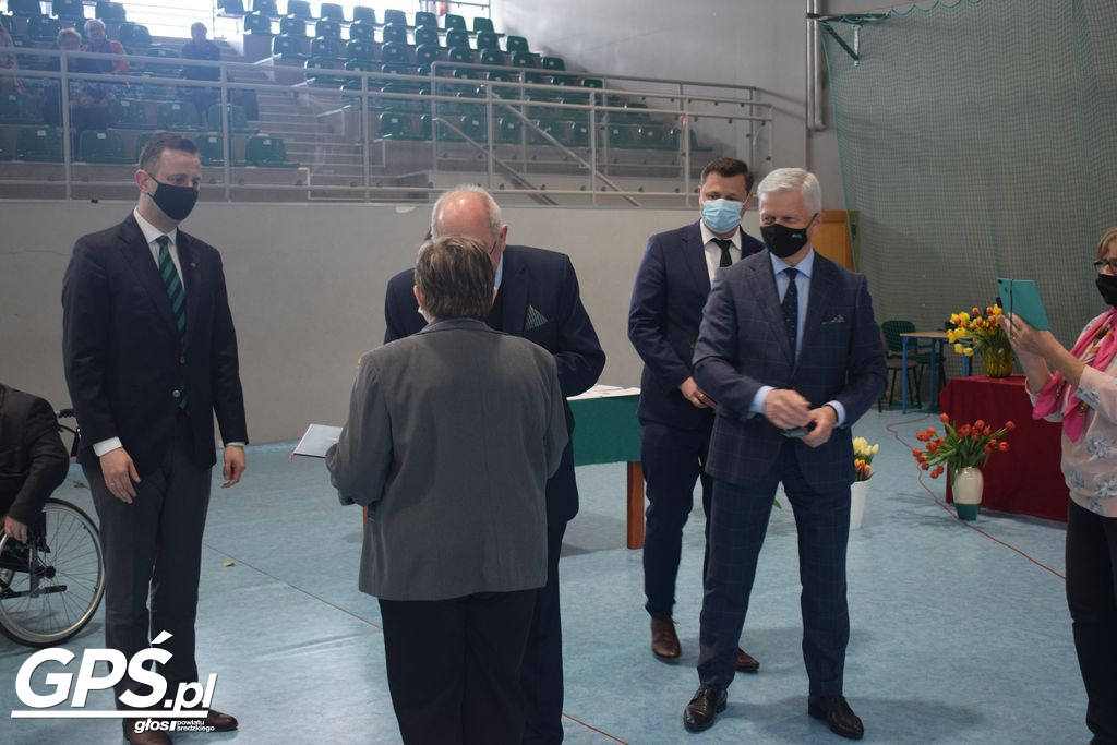 Matki uhonorowane odznaczeniami