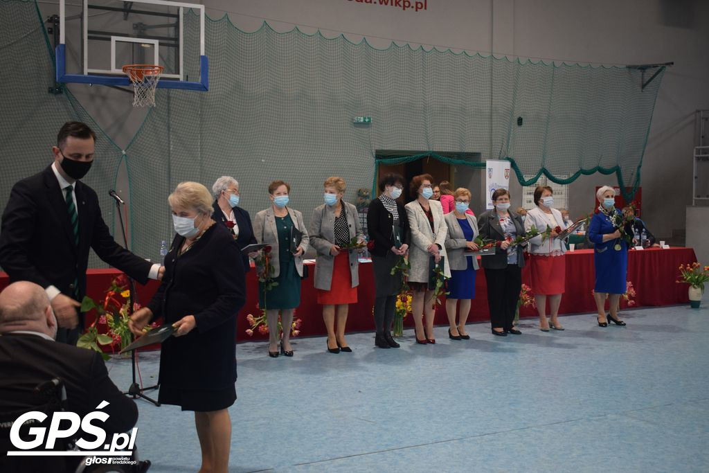 Matki uhonorowane odznaczeniami