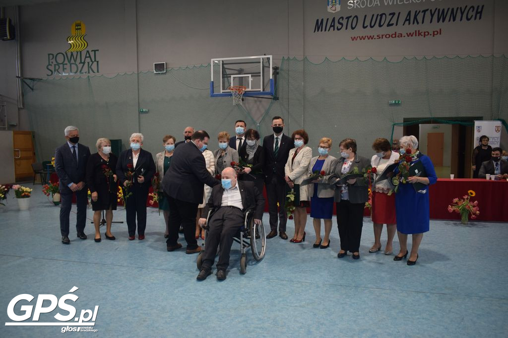 Matki uhonorowane odznaczeniami