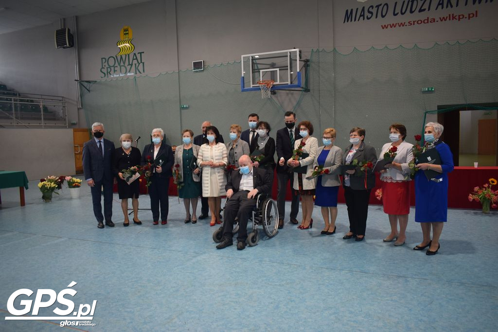 Matki uhonorowane odznaczeniami