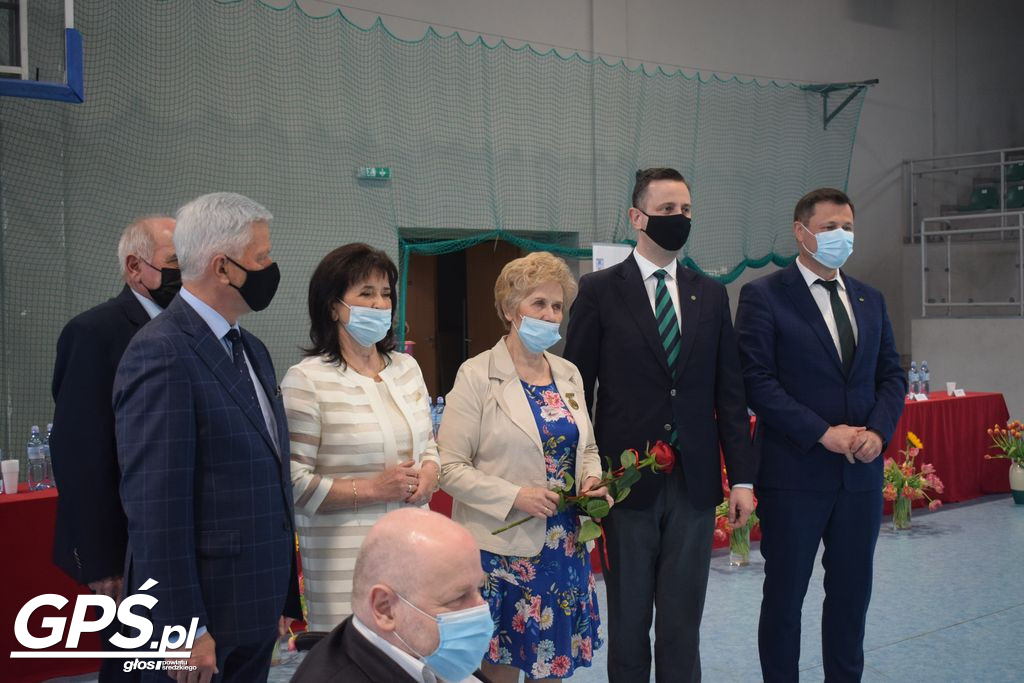 Matki uhonorowane odznaczeniami