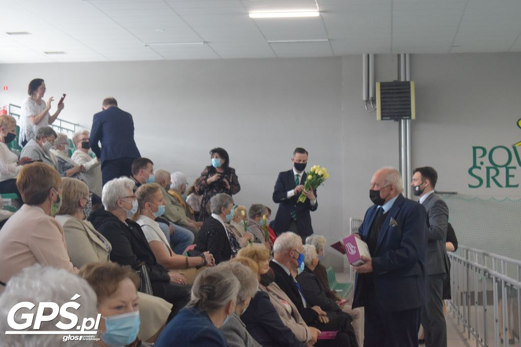 Matki uhonorowane odznaczeniami