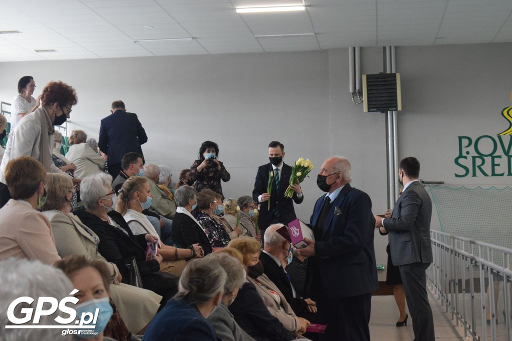 Matki uhonorowane odznaczeniami
