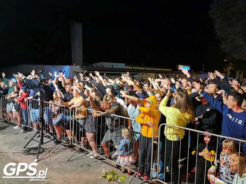 Peja porwał publiczność nad jeziorem w Środzie