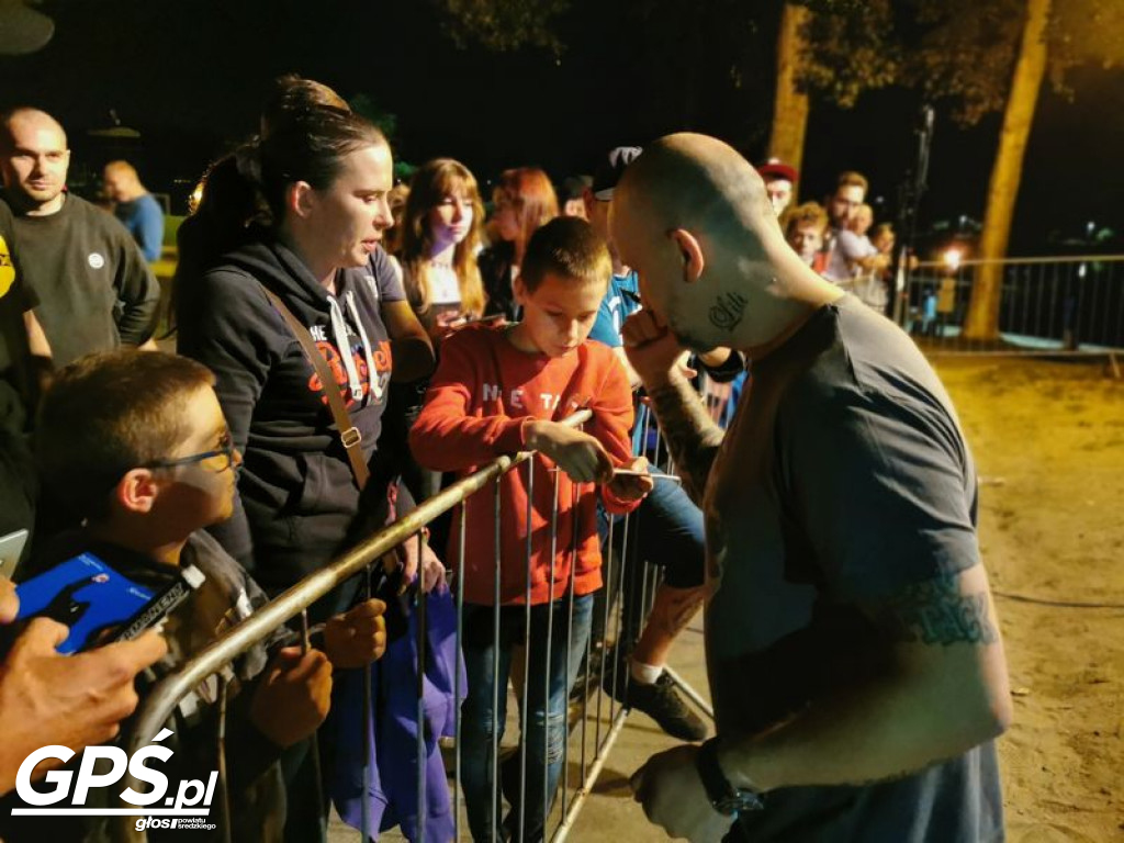 Peja porwał publiczność nad jeziorem w Środzie