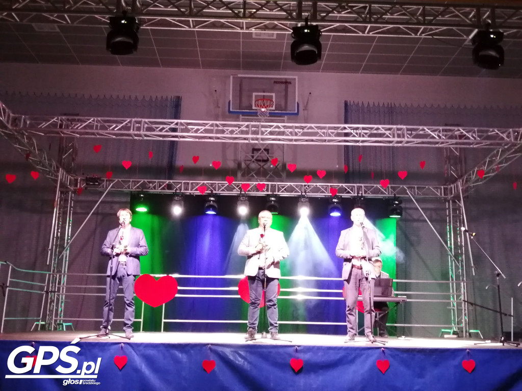 Burmistrz, radni i sołtys, strażacy - kabareciarze