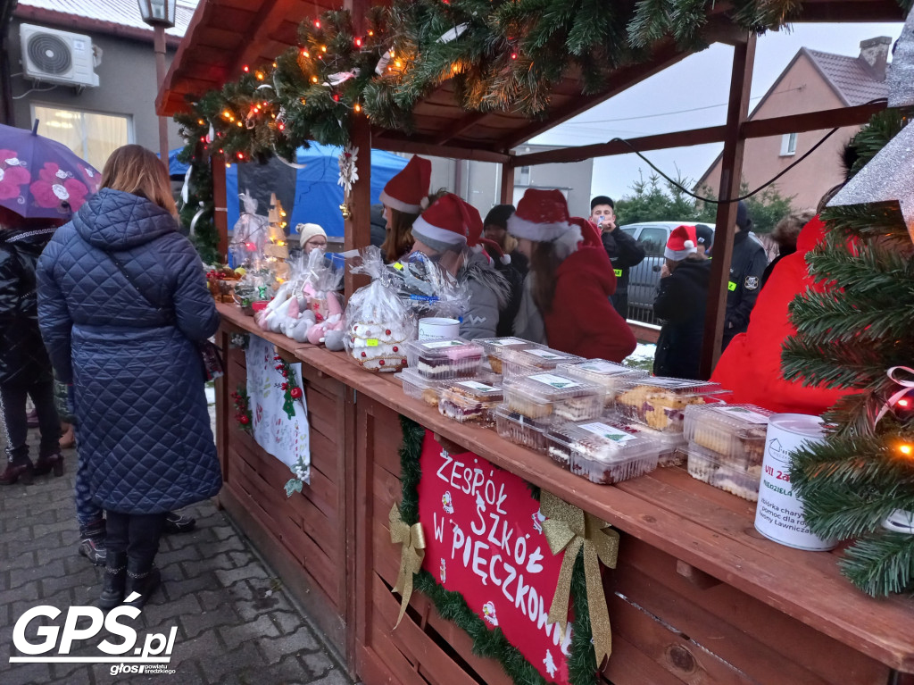 VII zapalenie choinki w Pięczkowie